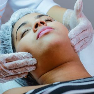LIMPEZA FACIAL INTEGRATIVA E MICROAGULHAMENTO 23ª turma